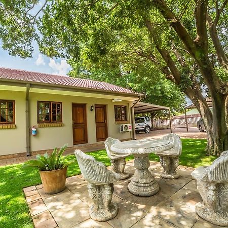 Beryl1 Guest House Klerksdorp Εξωτερικό φωτογραφία