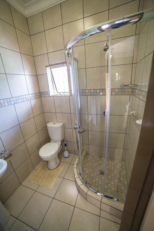 Beryl1 Guest House Klerksdorp Εξωτερικό φωτογραφία