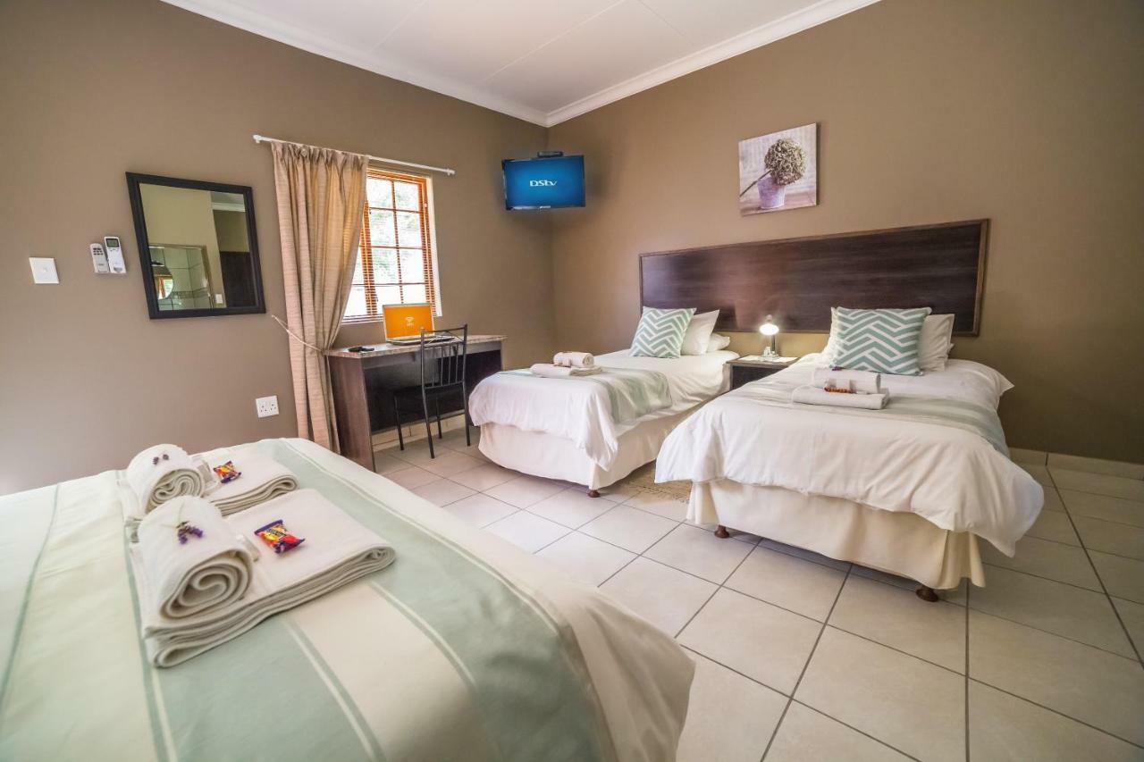 Beryl1 Guest House Klerksdorp Εξωτερικό φωτογραφία