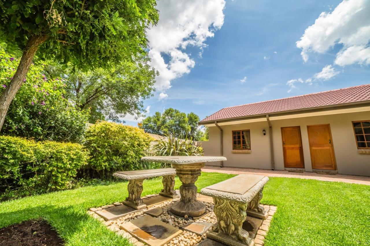 Beryl1 Guest House Klerksdorp Εξωτερικό φωτογραφία