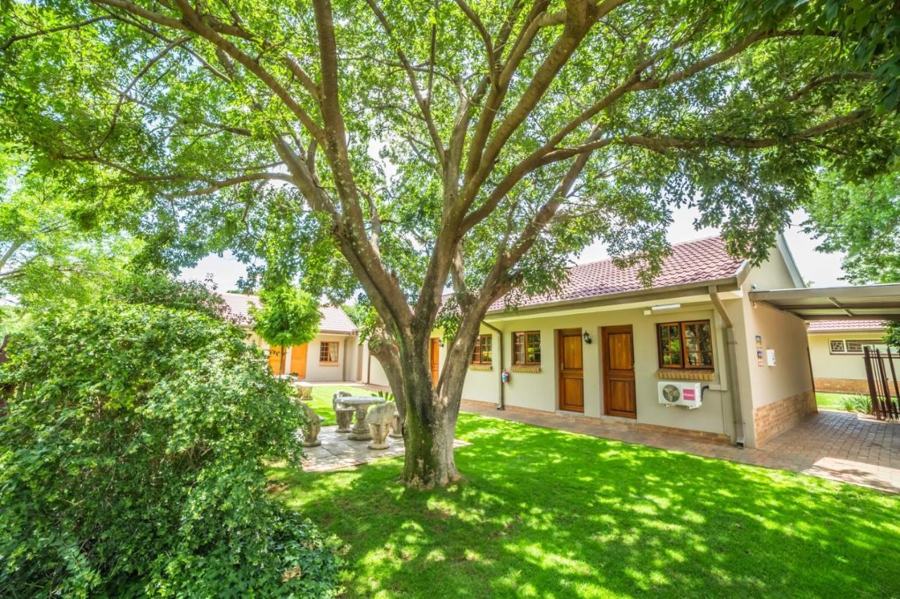 Beryl1 Guest House Klerksdorp Εξωτερικό φωτογραφία