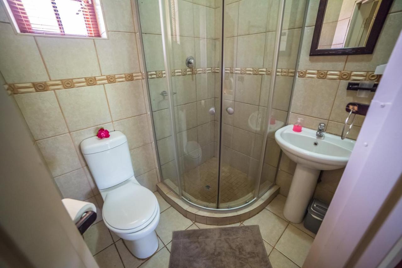 Beryl1 Guest House Klerksdorp Εξωτερικό φωτογραφία